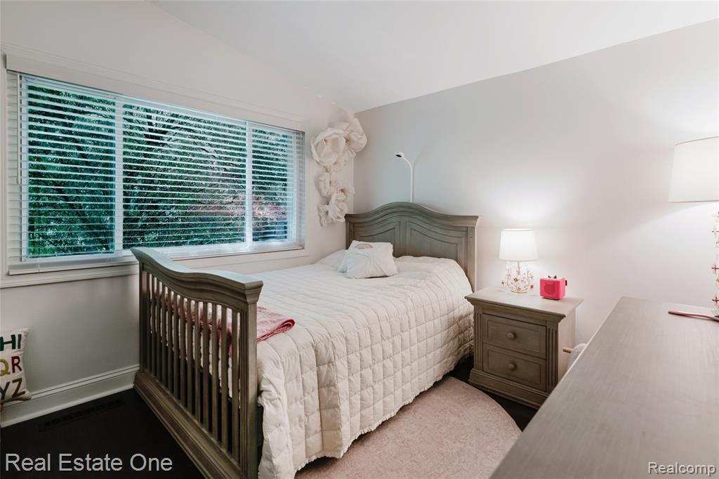 388 West Maryknoll Road Rochester Hills, MI 48309 - Photo 26 of 46