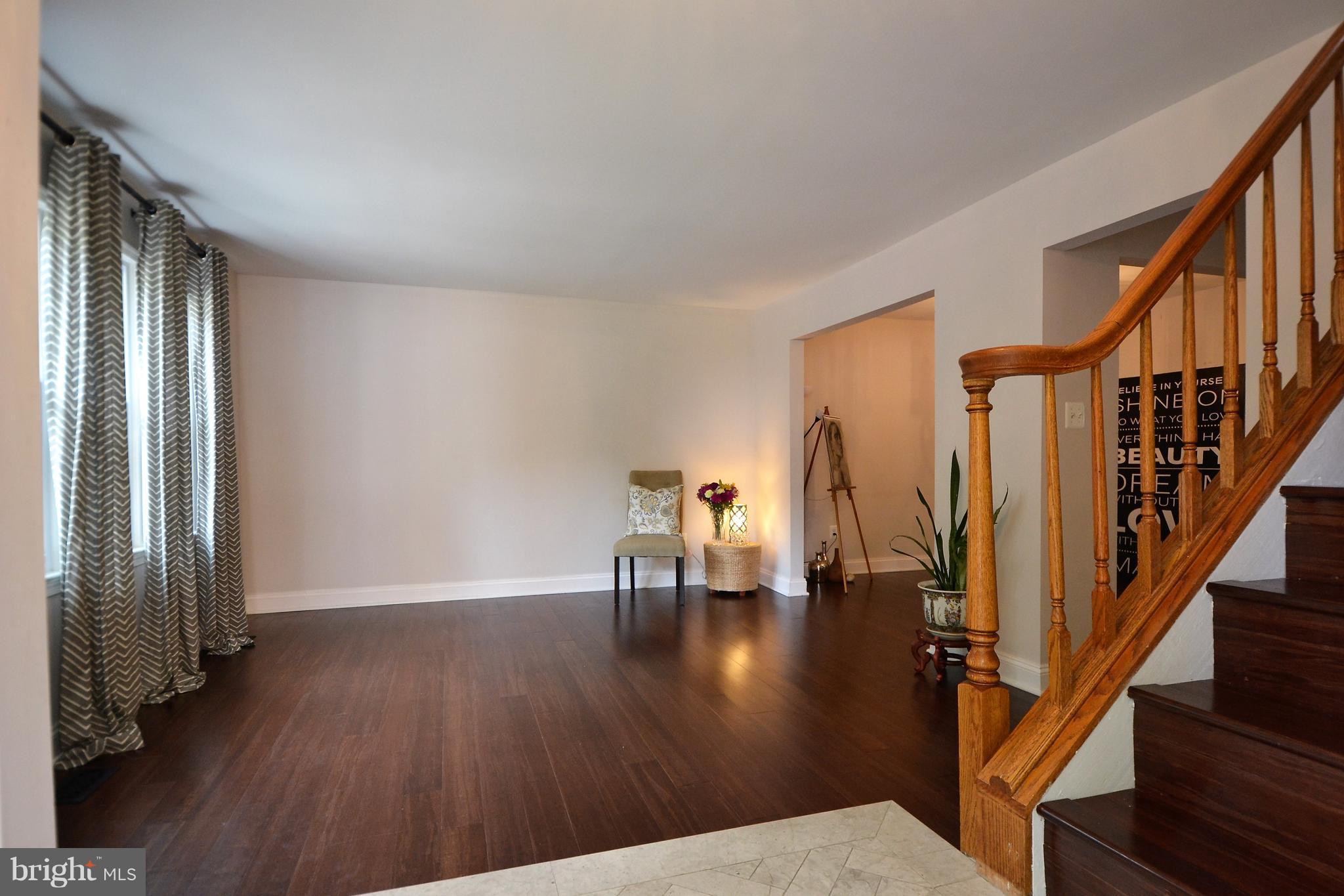 8570 Chester Grove Court Springfield, VA 22153 - Photo 3 of 25 Living Room