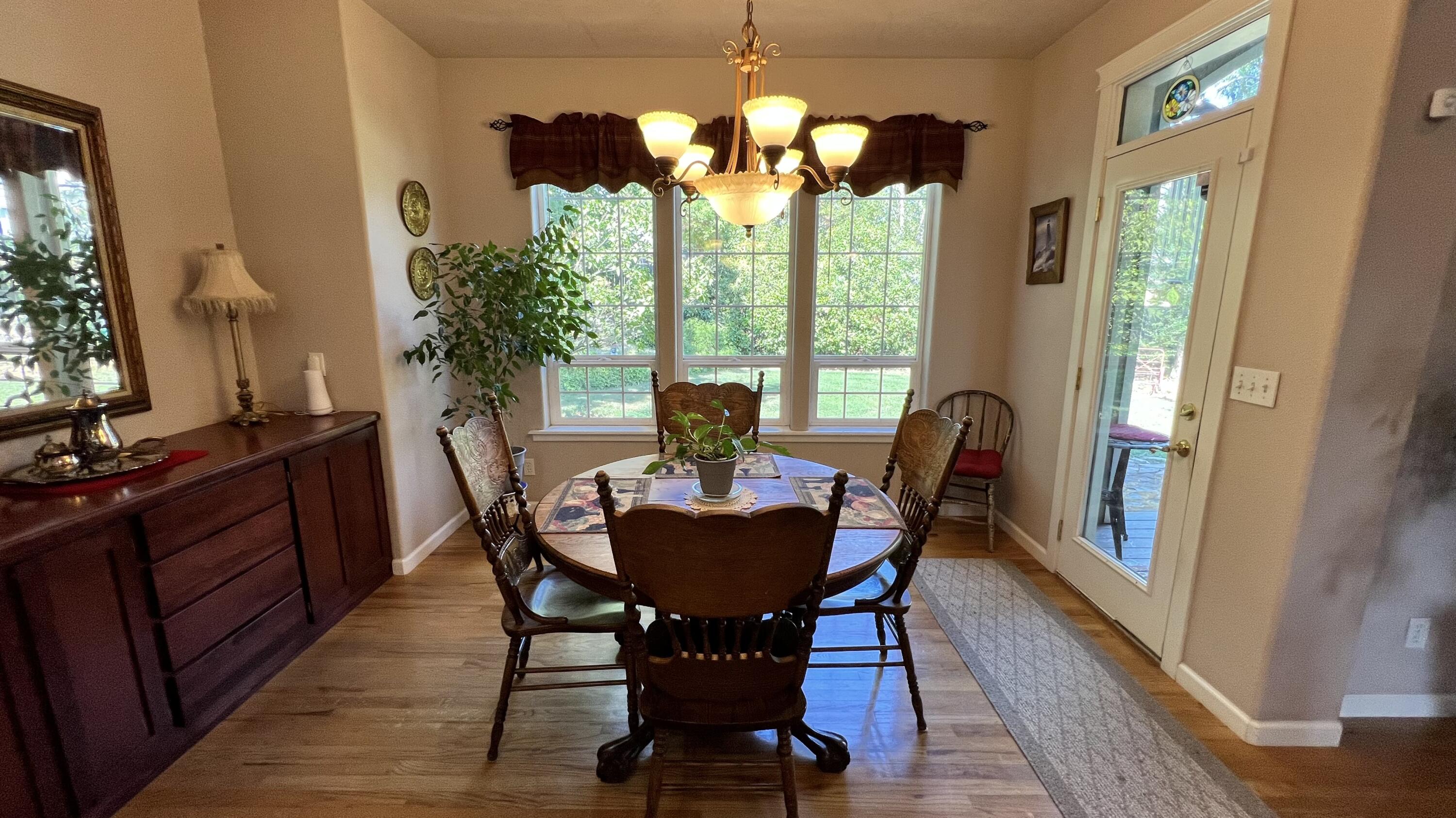 866 Ridgeview Drive Eagle Point, OR 97524 - Photo 25 of 51 RIDGEVIEW (25)