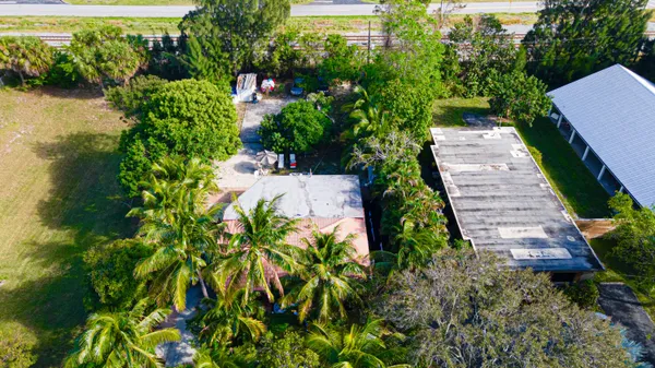 $900,000 | 1501 Northeast 3rd Avenue, Delray Beach, FL 33444