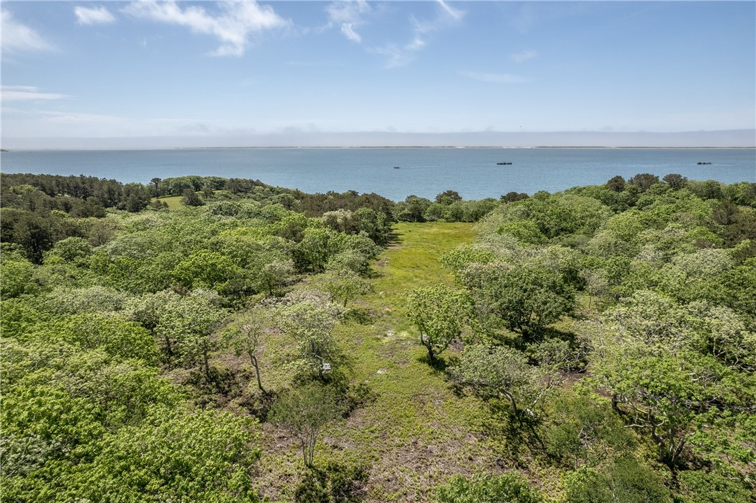 37 Jeremiah Road Edgartown, MA 02539 - Photo 16 of 37