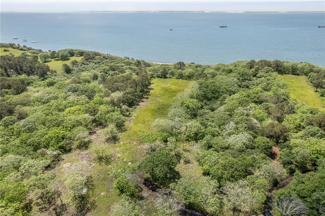 37 Jeremiah Road Edgartown, MA 02539 - Photo 32 of 37