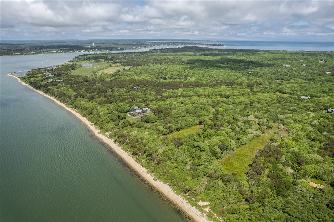 37 Jeremiah Road Edgartown, MA 02539 - Photo 5 of 37
