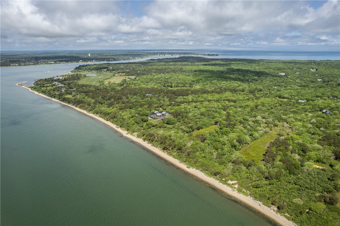 37 Jeremiah Road Edgartown, MA 02539 - Photo 9 of 37