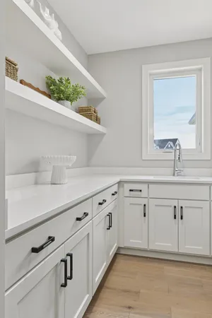 $1,225,000 | 16717 47th Place North, Plymouth, MN 55446