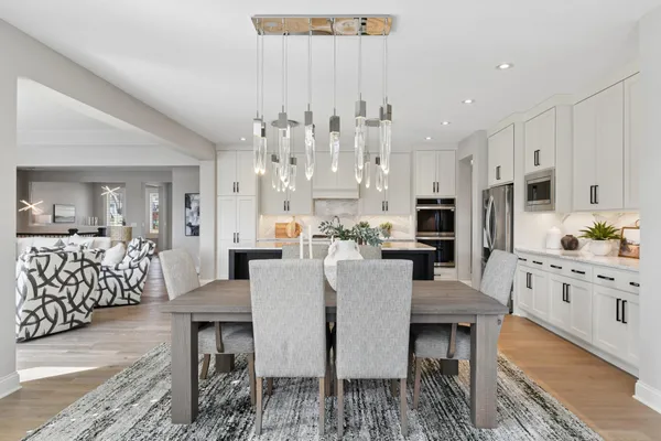 $1,225,000 | 16717 47th Place North, Plymouth, MN 55446