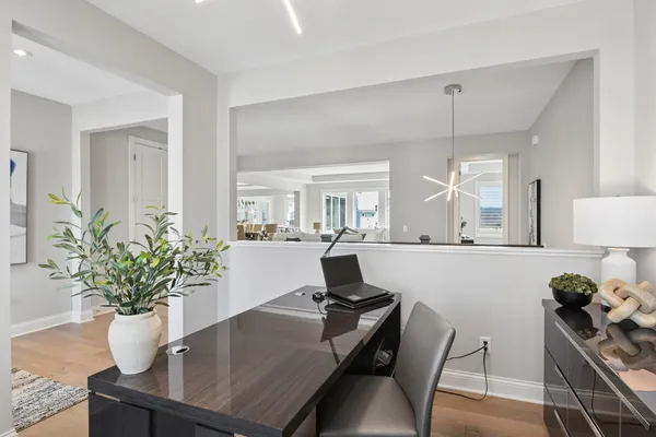 $1,225,000 | 16717 47th Place North, Plymouth, MN 55446