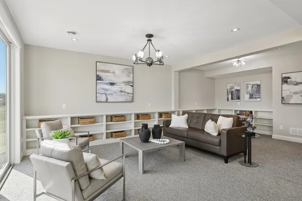 $1,225,000 | 16717 47th Place North, Plymouth, MN 55446