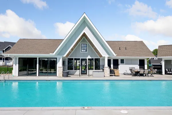 $1,225,000 | 16717 47th Place North, Plymouth, MN 55446