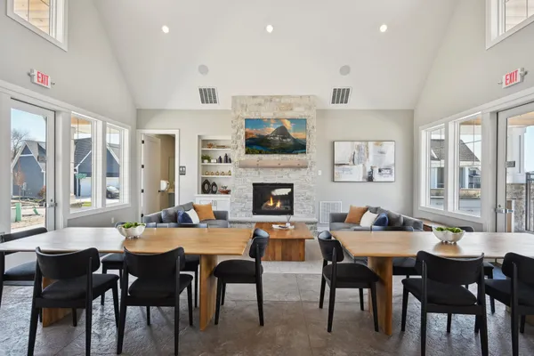 $1,225,000 | 16717 47th Place North, Plymouth, MN 55446