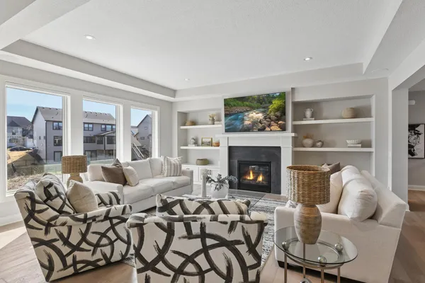 $1,225,000 | 16717 47th Place North, Plymouth, MN 55446