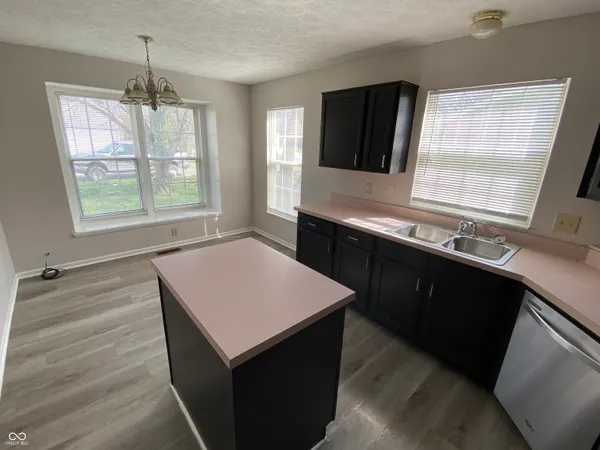 $1,800 | 5048 Shadow Pointe Drive, Indianapolis, IN 46254