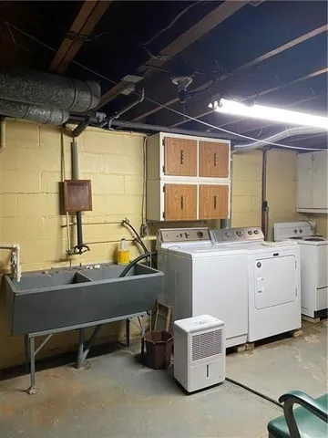 $124,900 | 1203 Vine Street, West Newton, PA 15089