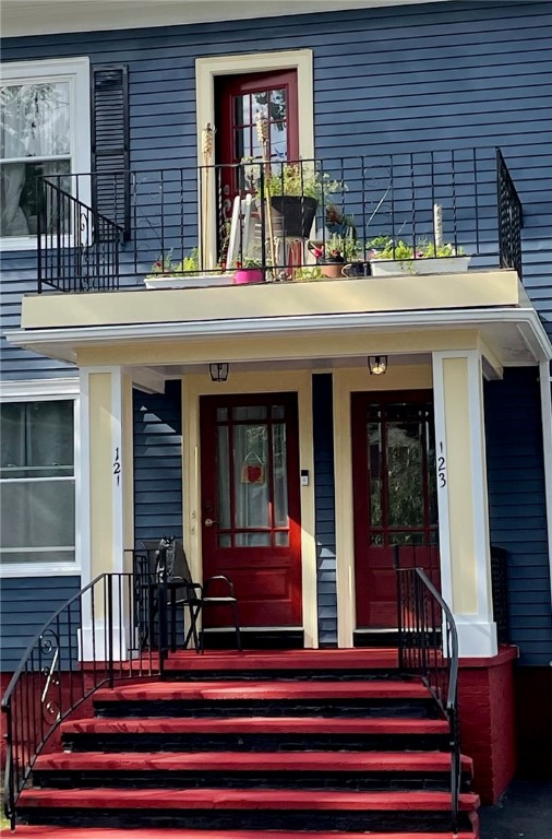 121 Rutherglen Avenue Providence, RI 02907 - Photo 15 of 22