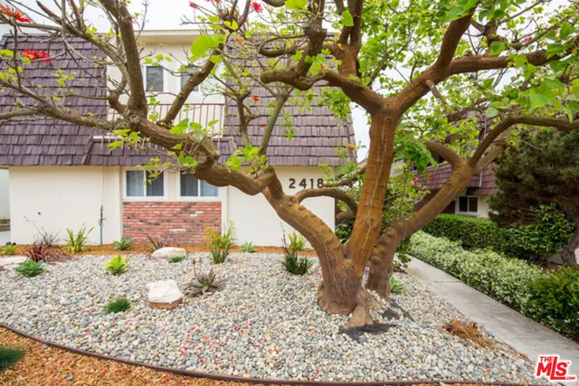 a park view with a sitting space