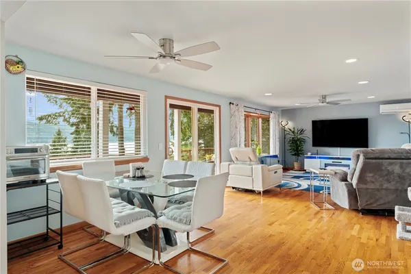 $815,000 | 50 Northeast Alta Vista Drive, Belfair, WA 98528