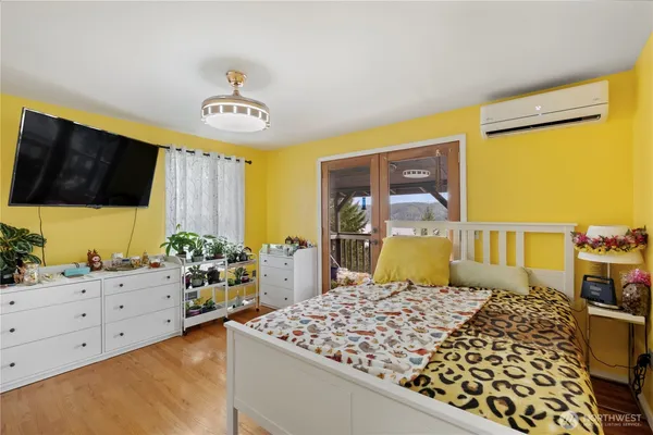 $815,000 | 50 Northeast Alta Vista Drive, Belfair, WA 98528