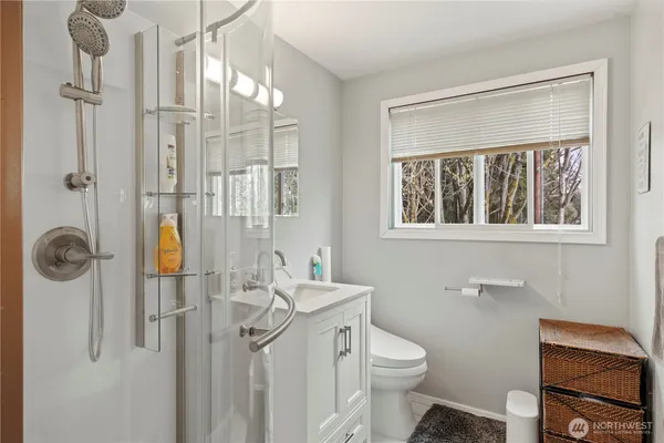 $815,000 | 50 Northeast Alta Vista Drive, Belfair, WA 98528