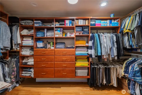 $815,000 | 50 Northeast Alta Vista Drive, Belfair, WA 98528