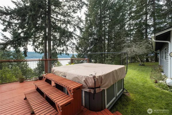 $815,000 | 50 Northeast Alta Vista Drive, Belfair, WA 98528