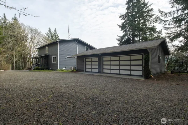 $815,000 | 50 Northeast Alta Vista Drive, Belfair, WA 98528