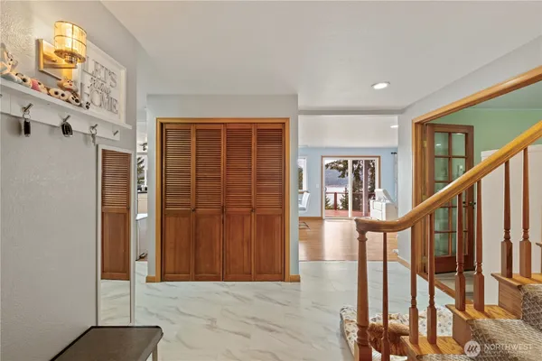 $815,000 | 50 Northeast Alta Vista Drive, Belfair, WA 98528