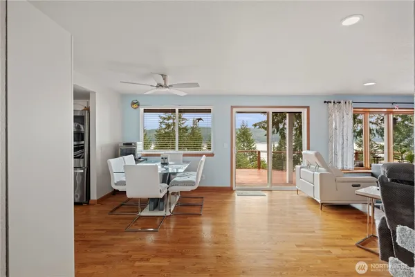 $815,000 | 50 Northeast Alta Vista Drive, Belfair, WA 98528