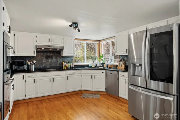 $815,000 | 50 Northeast Alta Vista Drive, Belfair, WA 98528