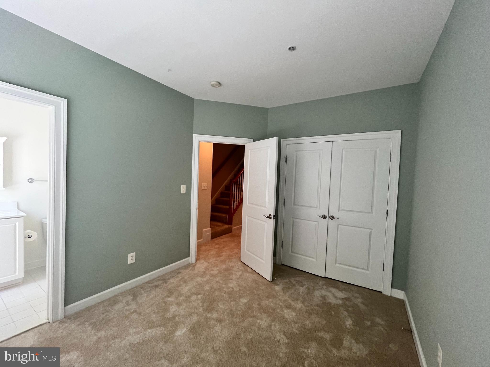 711 Carpenter Road Alexandria, VA 22314 - Photo 19 of 30 Bedroom Two
