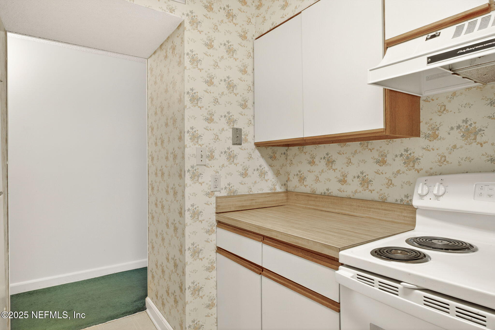 1071 Edgewood Avenue South, Unit 409 Jacksonville, FL 32205 - Photo 14 of 39 a view of utility room