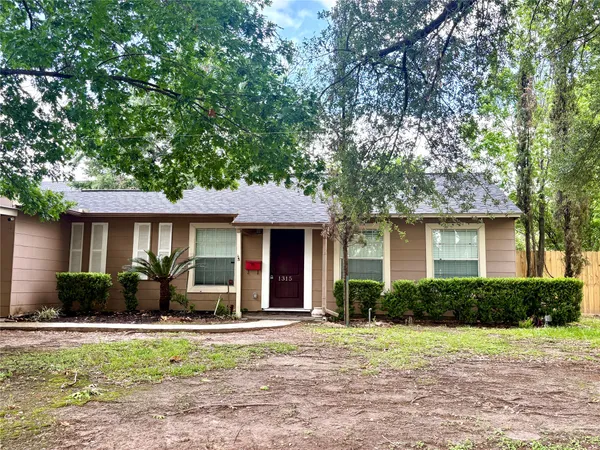 $1,750 | 1315 Story Street, Houston, TX 77055