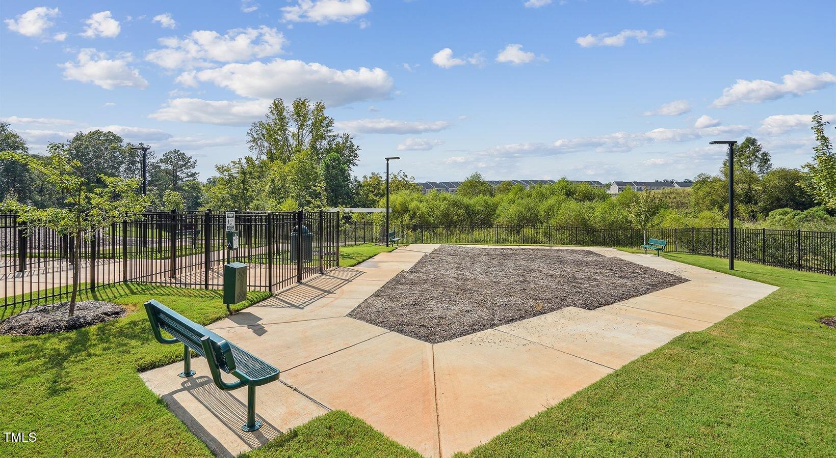 101 Decatur Drive Raleigh, NC 27603 - Photo 5 of 24 HudsonatGeorgiasLanding_DogPark2_Septemb