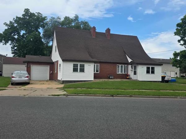 $329,900 | 712-714 North Glendale Avenue, Tomah, WI 54660