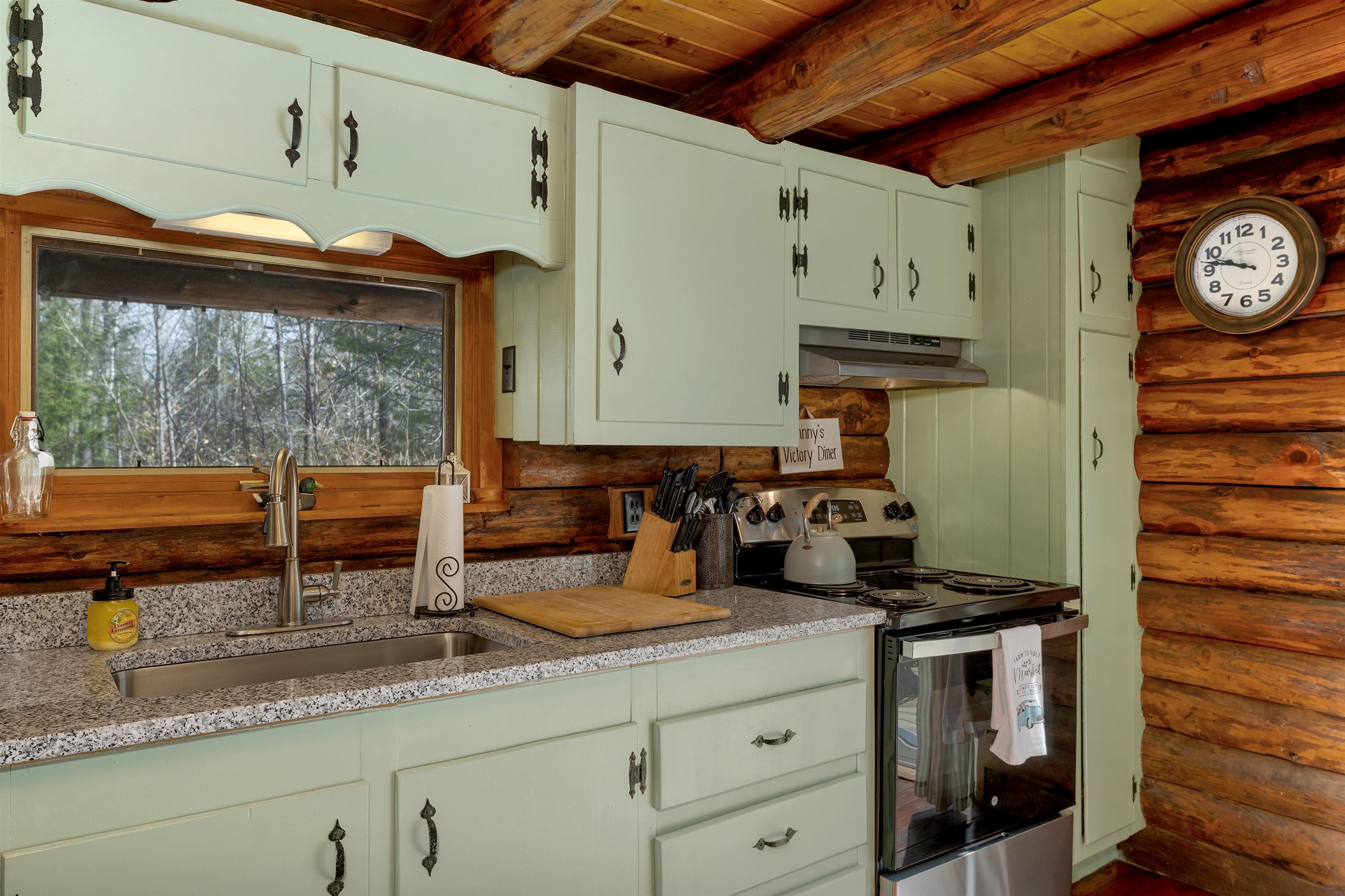 109 Mountain View Road Campton, NH 03223 - Photo 8 of 53