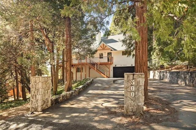 $1,100,000 | 300 Pioneer Road, Lake Arrowhead, CA 92352