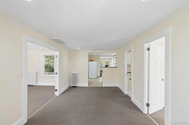 $3,900 | 151 Steamboat Road, Great Neck, NY 11024