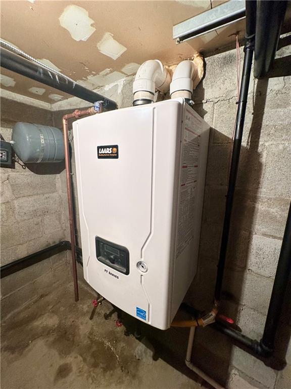 521 West Main Street Rural Valley, PA 16249 - Photo 24 of 39 a view of washer and dryer