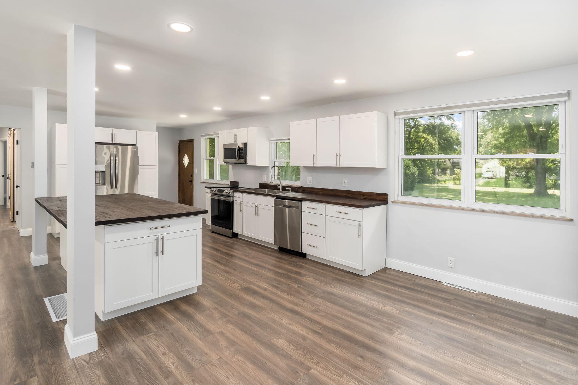 1459 South James Road Columbus, OH 43209 - Photo 15 of 43 022_S - 1459 S James Rd - 055