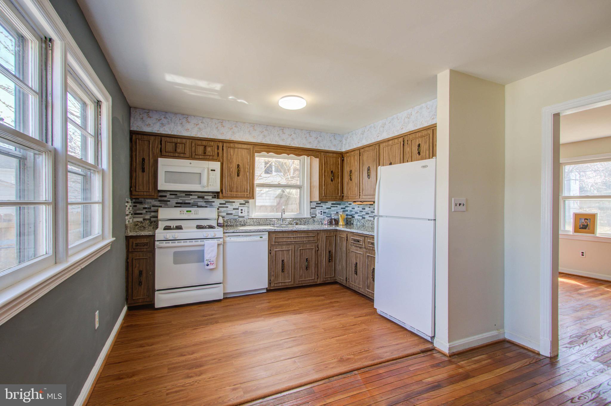 900 Baltimore Road Rockville, MD 20851 - Photo 10 of 28 Gallery Image 10