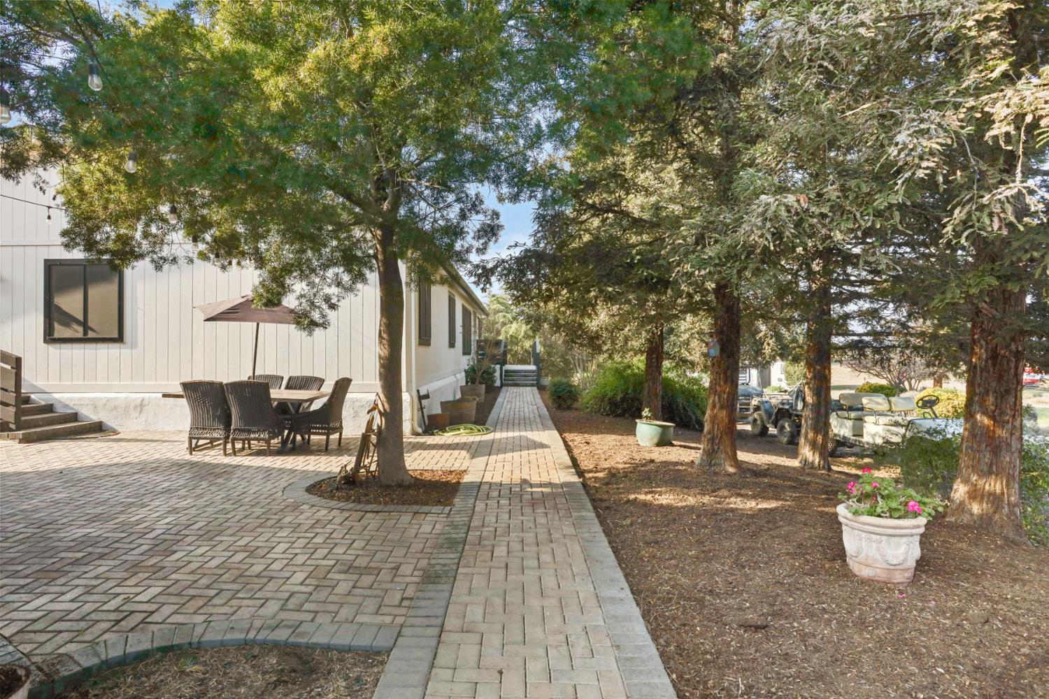 21219 Naglee Road Tracy, CA 95304 - Photo 8 of 80