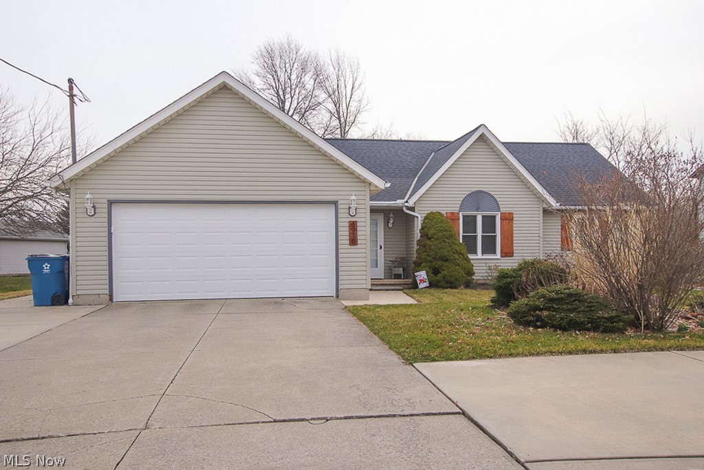 4939 Jaycox Road North Ridgeville, OH 44039 - Photo 2 of 31