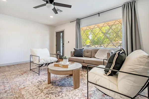 $1,085,000 | 7018 North 13th Street, Phoenix, AZ 85020