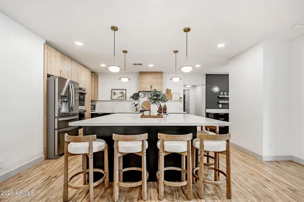 $1,085,000 | 7018 North 13th Street, Phoenix, AZ 85020