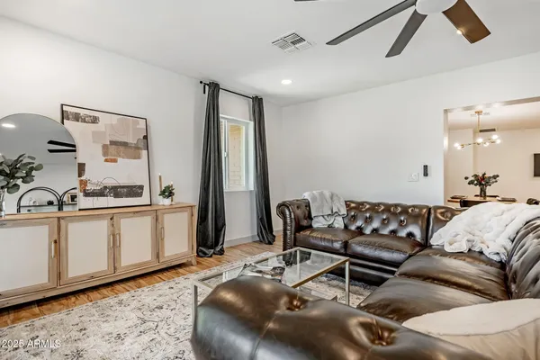 $1,085,000 | 7018 North 13th Street, Phoenix, AZ 85020