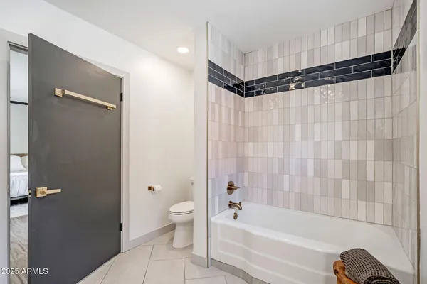 $1,085,000 | 7018 North 13th Street, Phoenix, AZ 85020