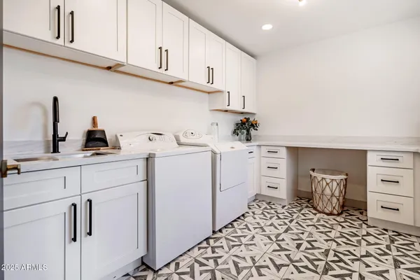 $1,085,000 | 7018 North 13th Street, Phoenix, AZ 85020
