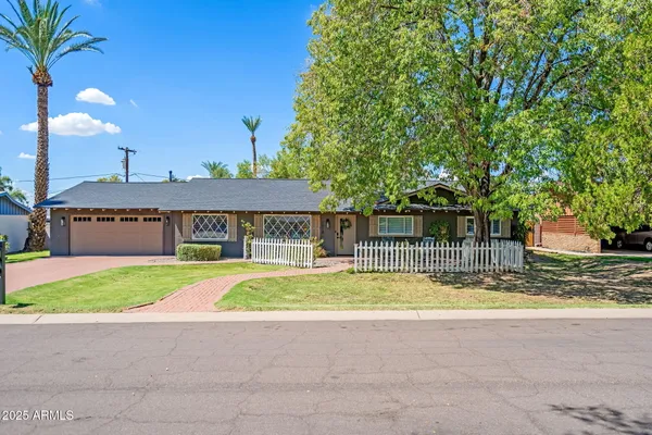 $1,085,000 | 7018 North 13th Street, Phoenix, AZ 85020