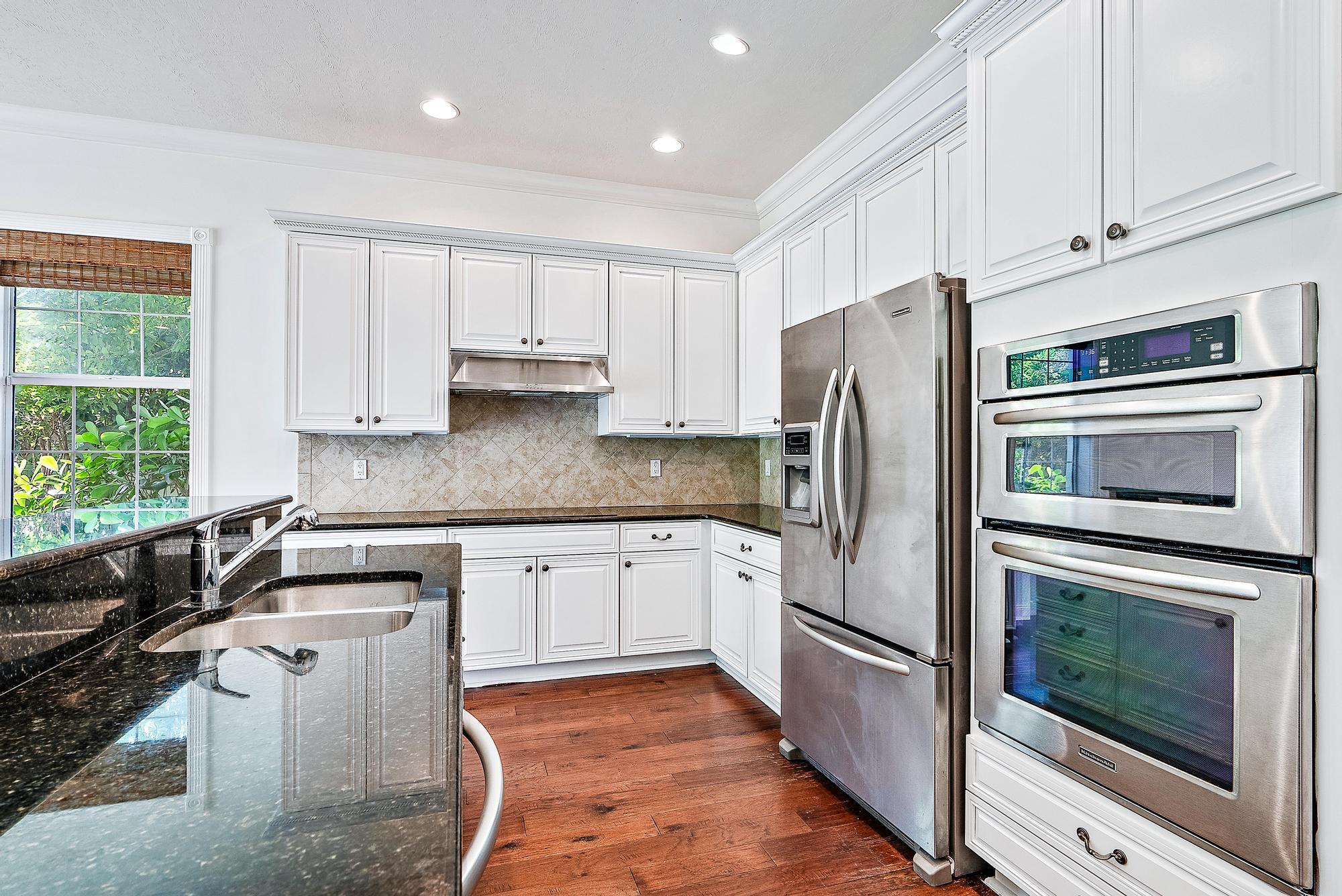 3339 Duval Street Jupiter, FL 33458 - Photo 15 of 58 Kitchen