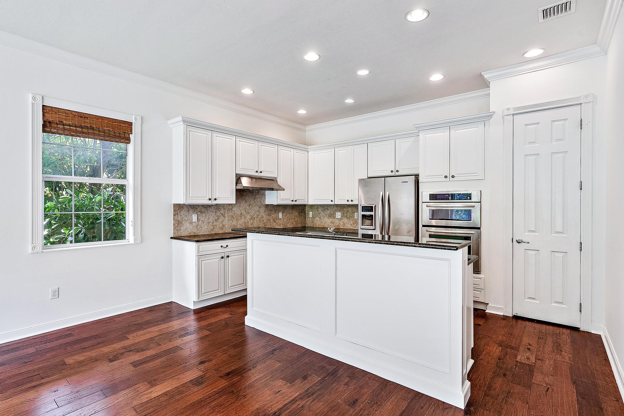 3339 Duval Street Jupiter, FL 33458 - Photo 17 of 58 Kitchen