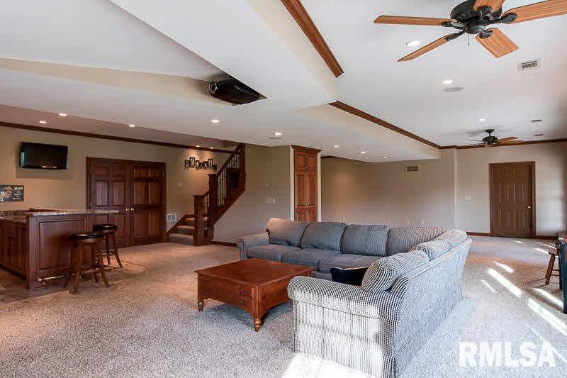 5 High Point Place Bettendorf, IA 52722 - Photo 22 of 24